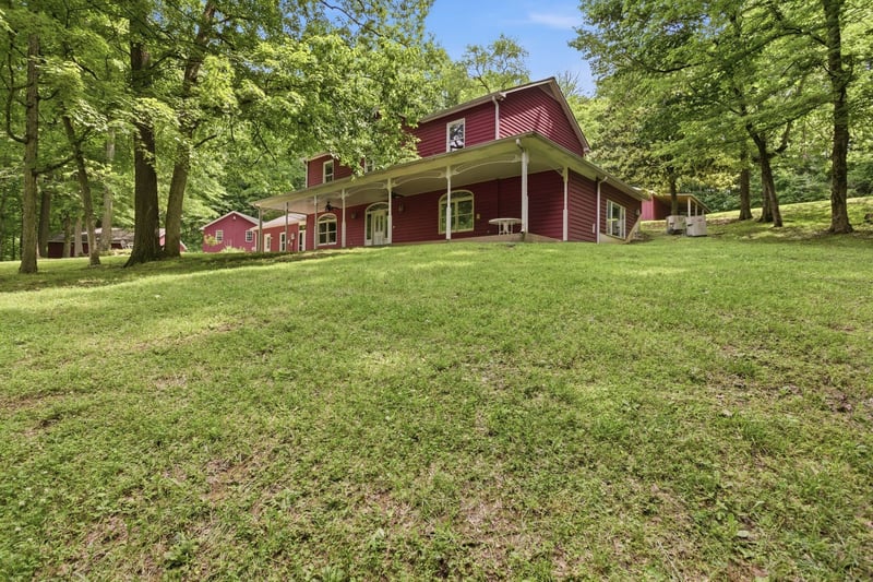 867 Mount Olivet Rd, Columbia, TN 38401