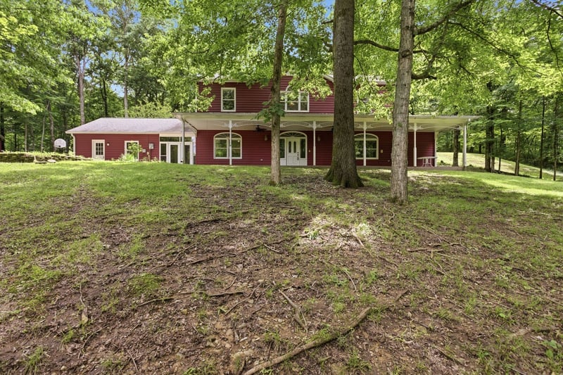 867 Mount Olivet Rd, Columbia, TN 38401