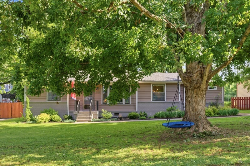 2724 Emery Dr, Nashville, TN 37214
