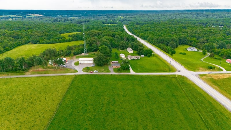 160 Blackey Bandy Rd, Bethpage, TN 37022