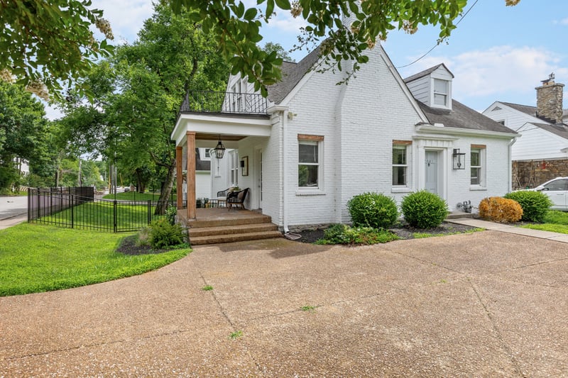 2001 Sweetbriar Ave, Nashville, TN 37212