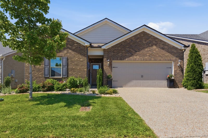 4957 Riverbank Dr, Hermitage, TN 37076