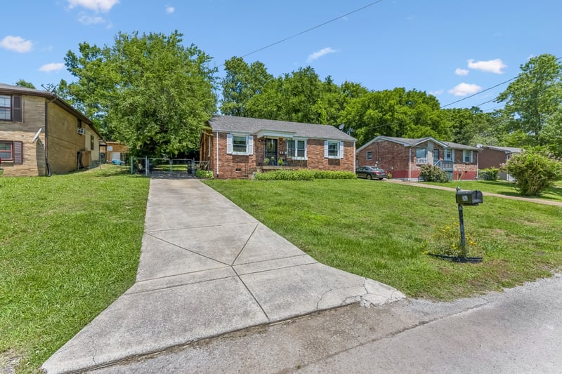 342 Elysian Fields Rd, Nashville, TN 37211