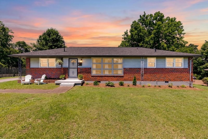 606 Gibson Dr, Madison, TN 37115