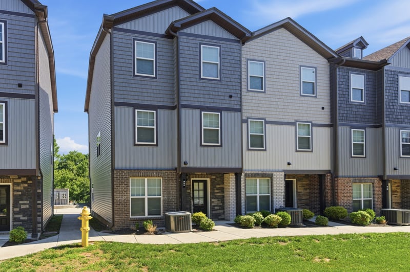 322 Negri Ct, La Vergne, TN 37086