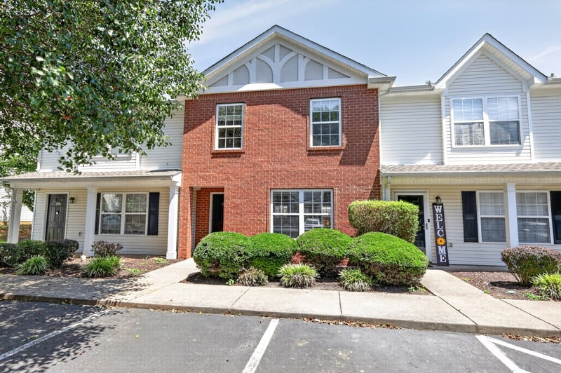 306 Shoshone Pl, Murfreesboro, TN 37128