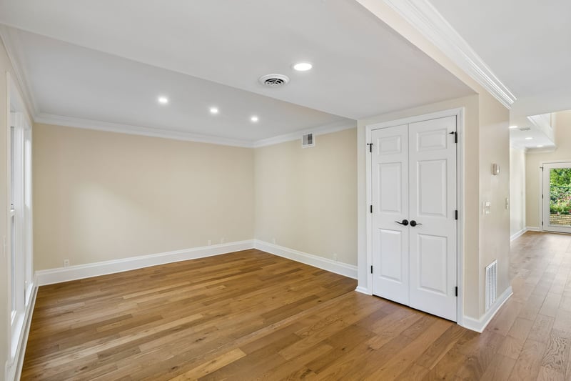 401 Bowling Ave #15, Nashville, TN 37205