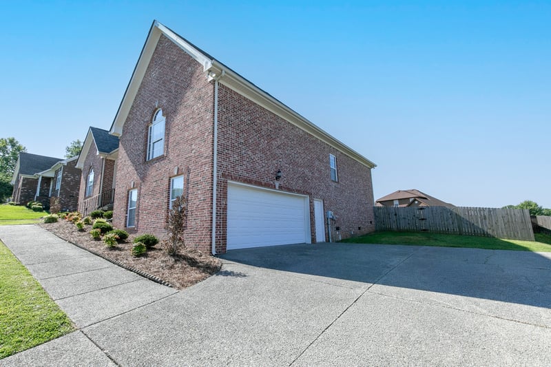122 Buckhaven Dr, Hendersonville, TN 37075
