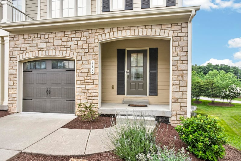 1100 Woodbury Falls Ct, Nashville, TN 37221