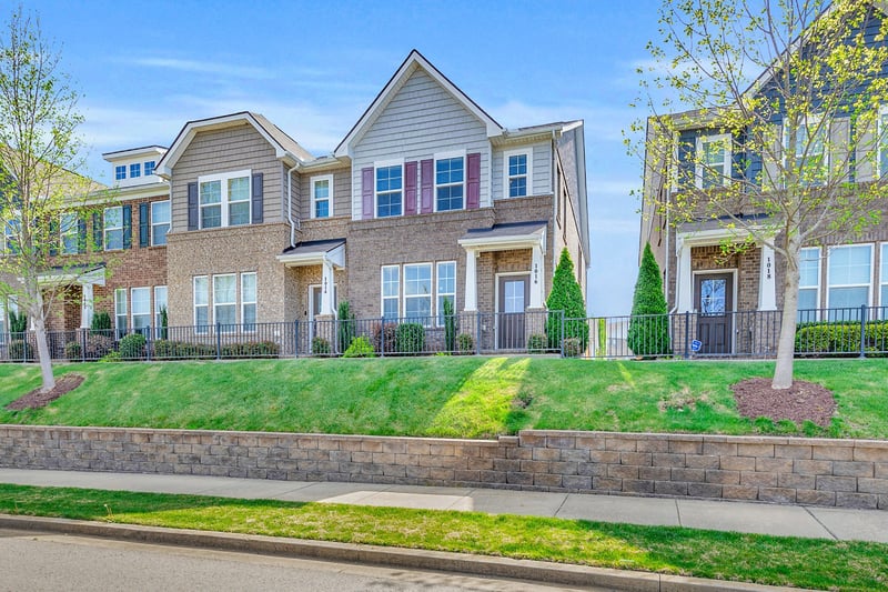 1016 Henley Pvt Ln, Gallatin, TN 37066
