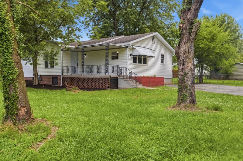 302 Jim Bowie Dr, Smyrna, TN 37167