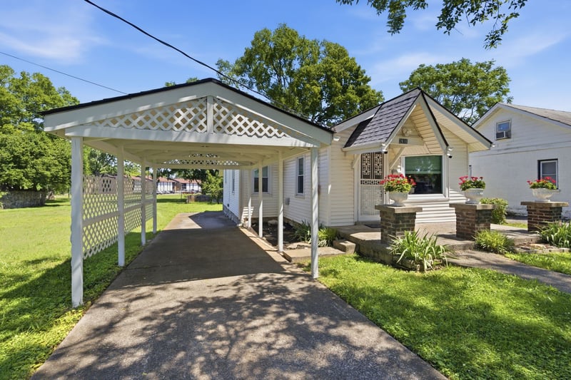 2616 Scovel St, Nashville, TN 37208