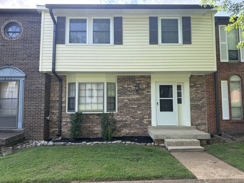 450 Huntington Ridge Dr, Nashville, TN 37211