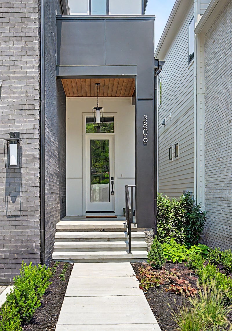 3806 Harding Pl, Nashville, TN 37215