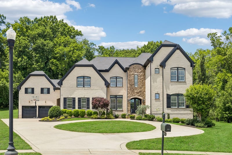 1745 Umbria Dr, Brentwood, TN 37027