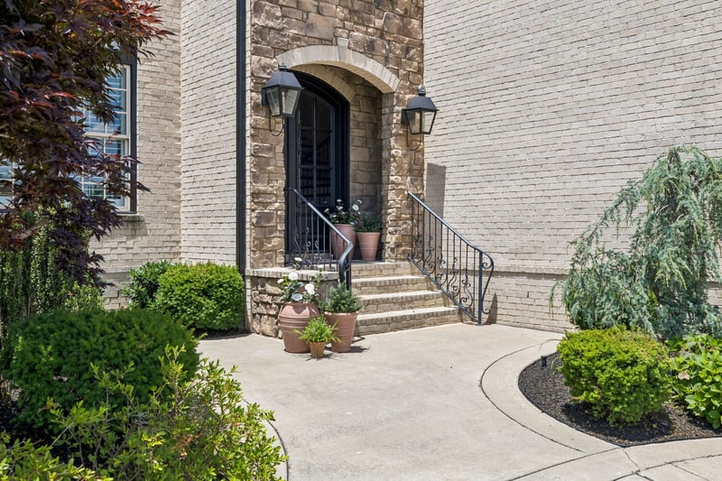 1745 Umbria Dr, Brentwood, TN 37027