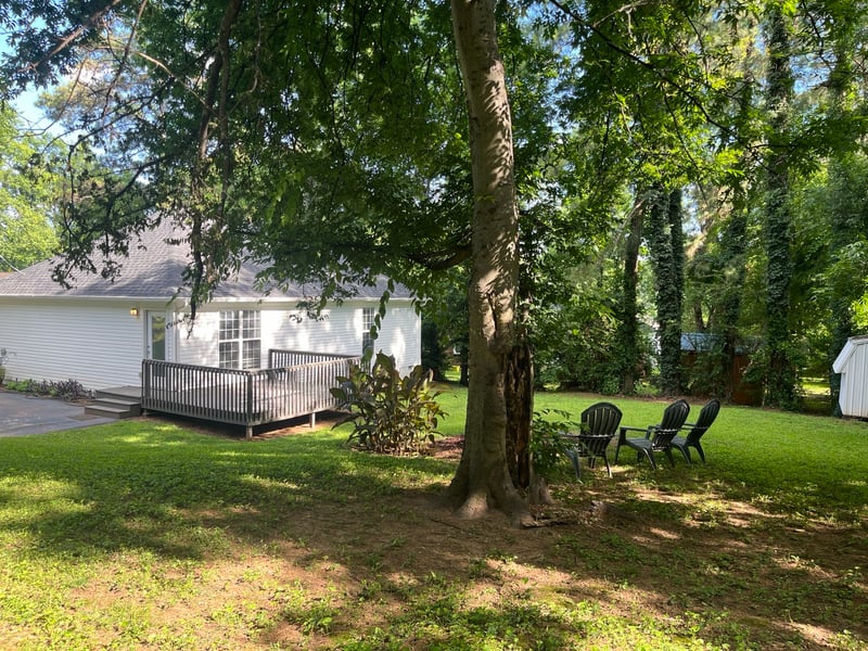1706 Hillview Dr, Columbia, TN 38401