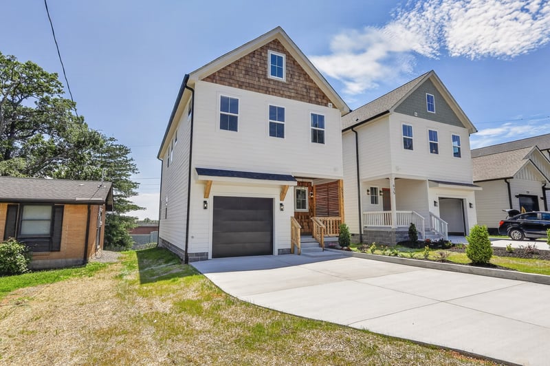 633 Claridge Dr, Nashville, TN 37214