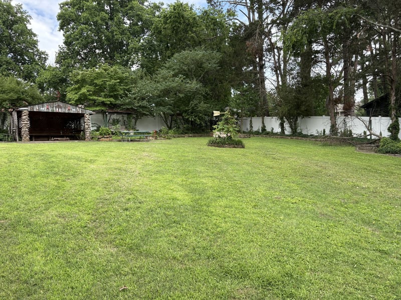 304 Hickory Dr, Old Hickory, TN 37138