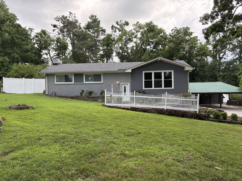 304 Hickory Dr, Old Hickory, TN 37138