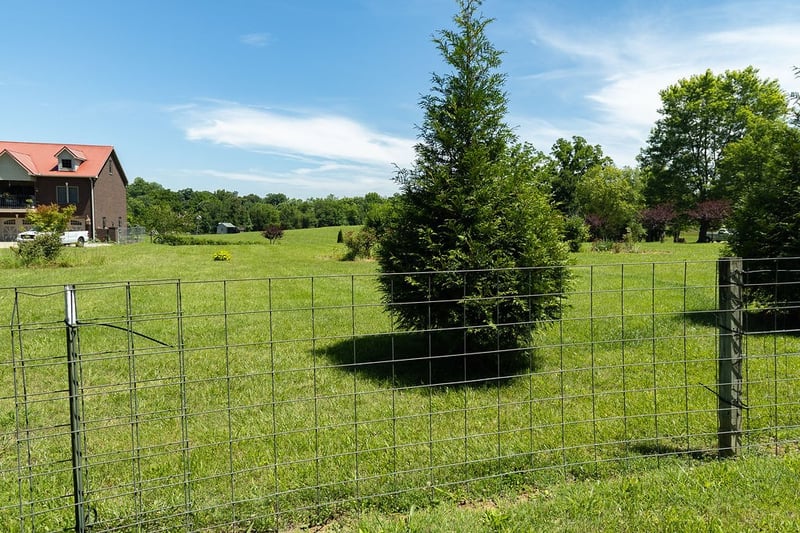 Old Coopertown Town Rd, Springfield, TN 37172
