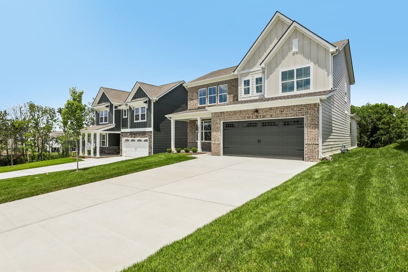 1083 Large Poppy Dr, La Vergne, TN 37086