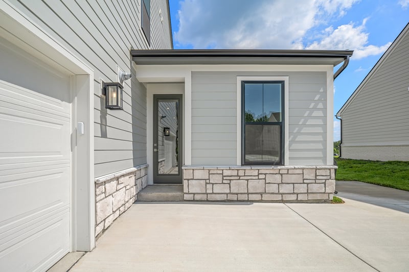 450 Tomlinson Pointe Dr, Mount Juliet, TN 37122