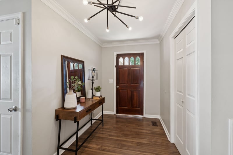 709 Saddle Trail Ct, Hermitage, TN 37076