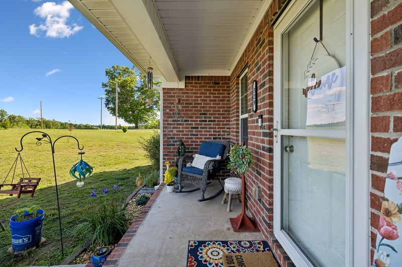 329 Murrell Rd, Dickson, TN 37055