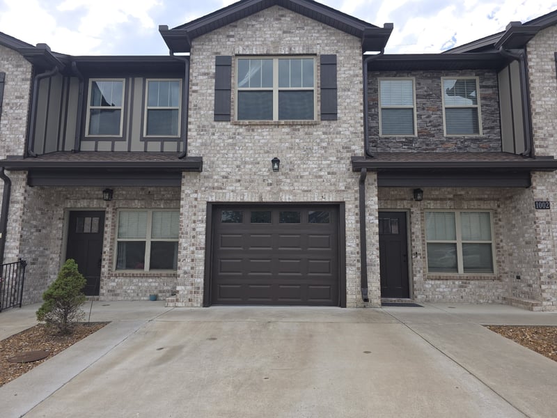 1003 Villa Cir, Lebanon, TN 37090
