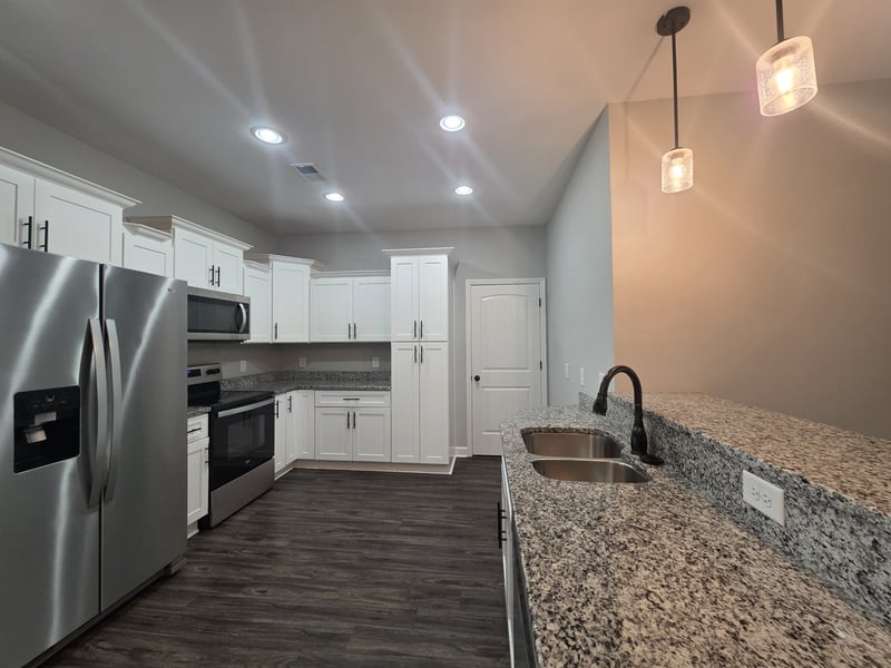 1003 Villa Cir, Lebanon, TN 37090