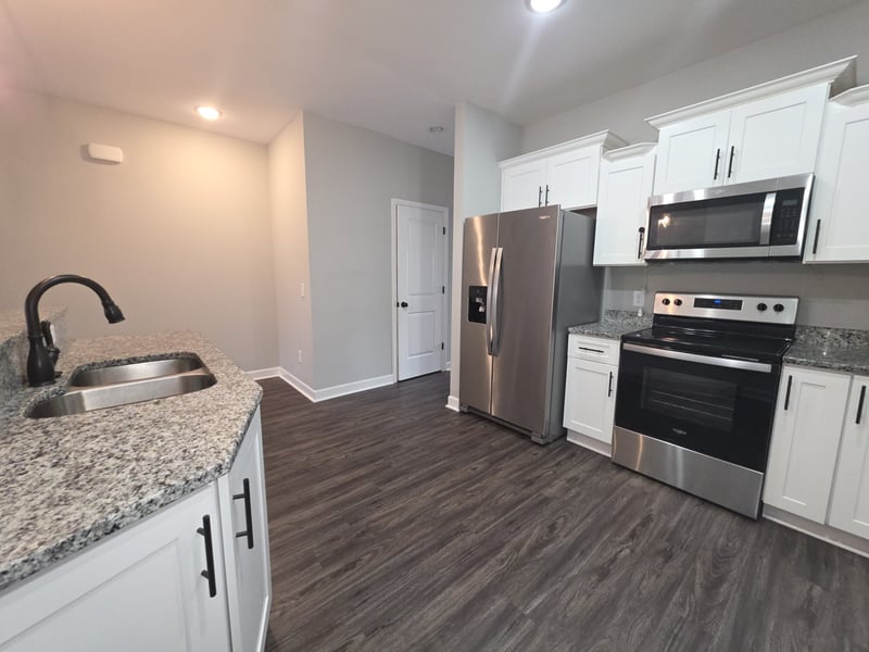 1003 Villa Cir, Lebanon, TN 37090