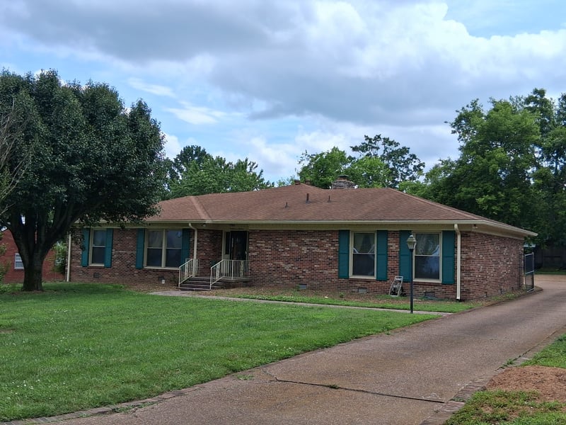 4713 Log Cabin Rd, Nashville, TN 37216
