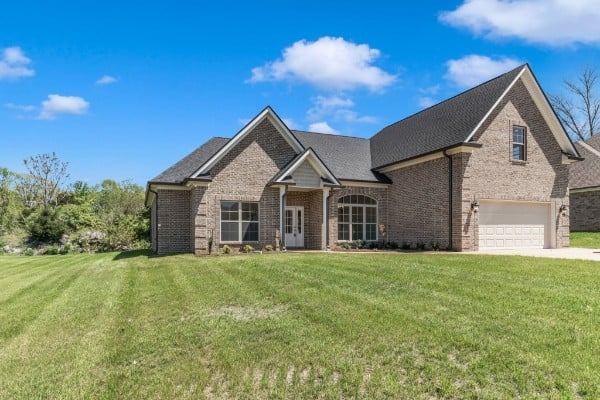 1177 Rimrock Rd, Smyrna, TN 37167