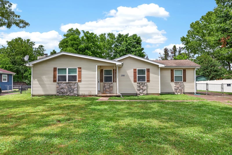 306 Belinda Pkwy, Mount Juliet, TN 37122