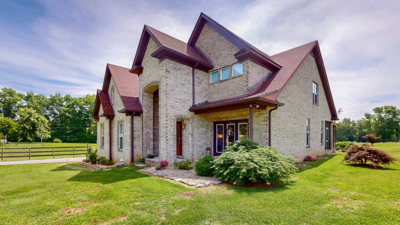 3128 31e Hwy, Bethpage, TN 37022