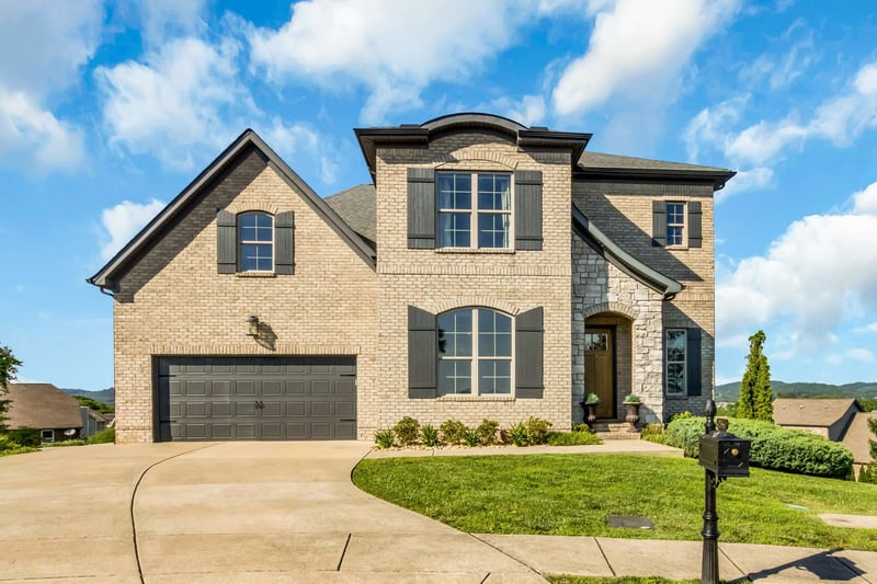 2344 Coppergate Way, Thompsons Station, TN 37179