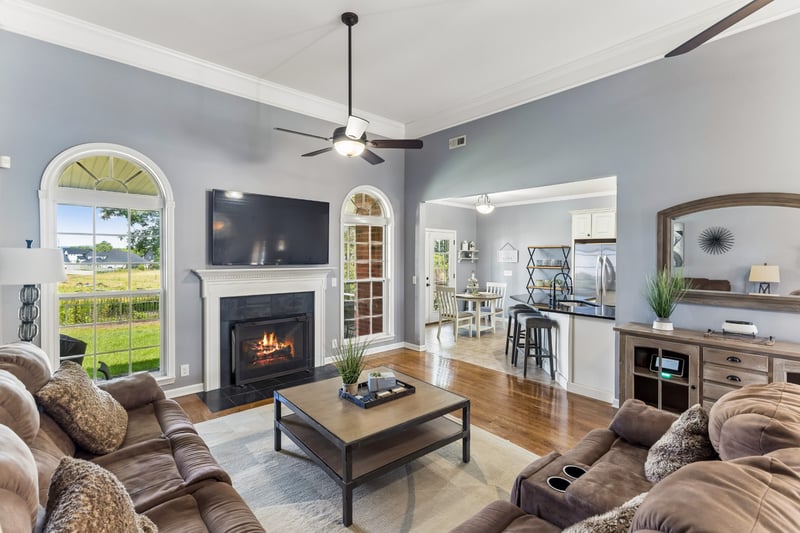 1210 Lila Dr, Murfreesboro, TN 37128