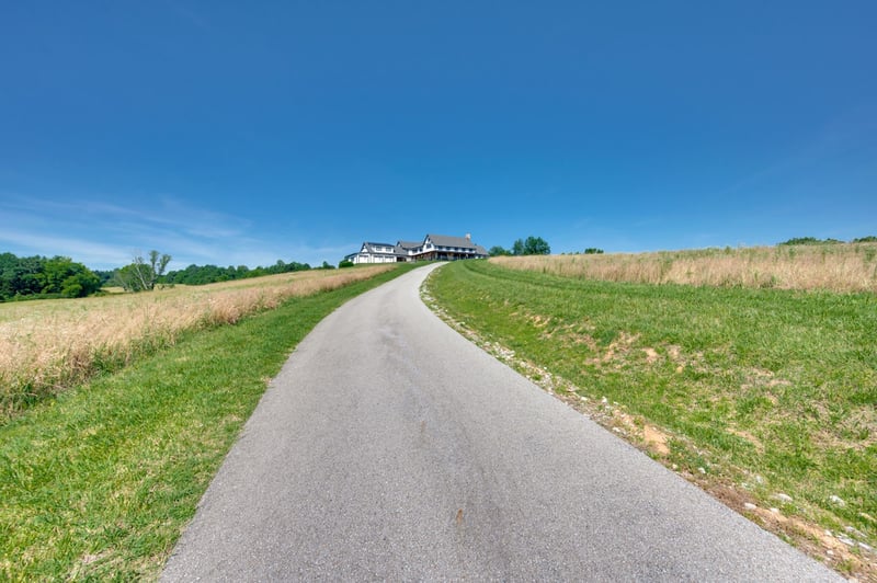 1397 Westfield Rd, Dickson, TN 37055