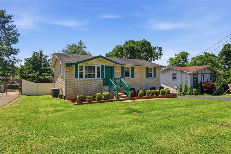 3313 Ironwood Dr, Nashville, TN 37214