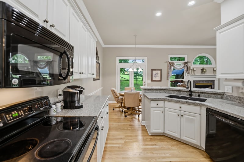 5860 Seven Points Trce, Hermitage, TN 37076