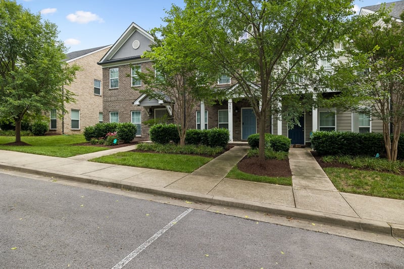340C Lakeside Park Dr, Hendersonville, TN 37075
