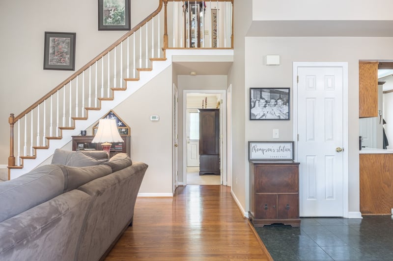 2858 Iroquois Dr, Thompsons Station, TN 37179