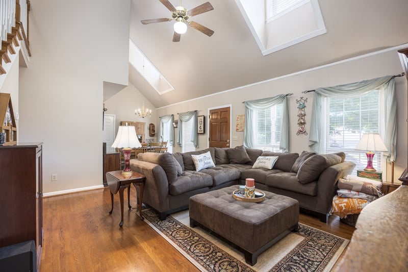 2858 Iroquois Dr, Thompsons Station, TN 37179