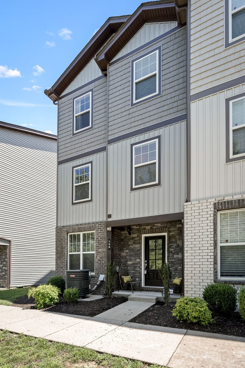 139 Ramsden Ave, La Vergne, TN 37086