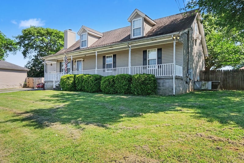 2022 Gardendale Dr, Murfreesboro, TN 37130