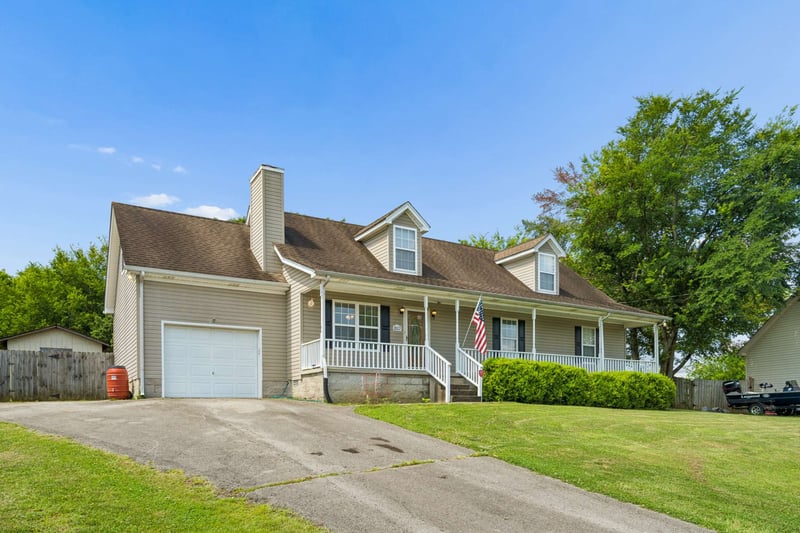 2022 Gardendale Dr, Murfreesboro, TN 37130