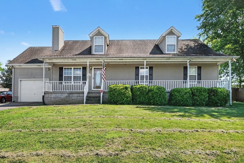 2022 Gardendale Dr, Murfreesboro, TN 37130
