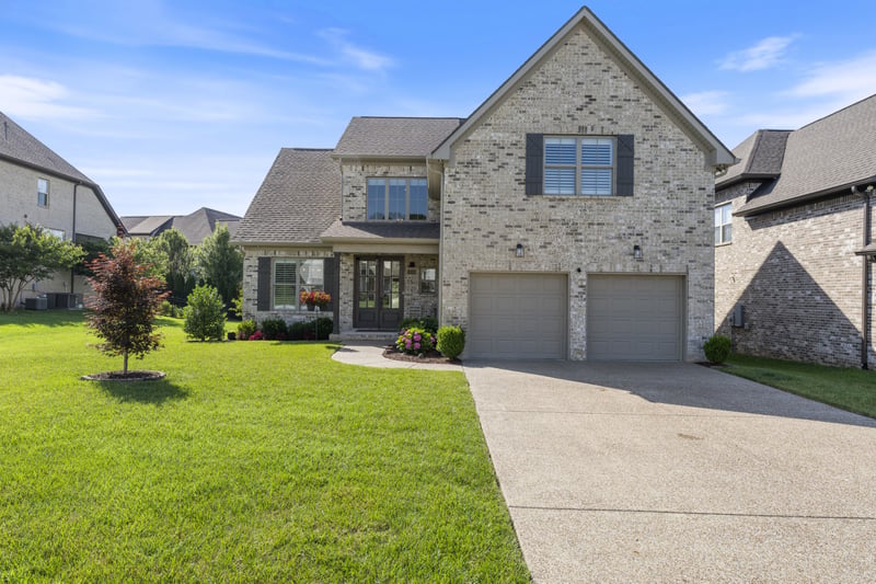 1016 Gadwall Ln, Spring Hill, TN 37174