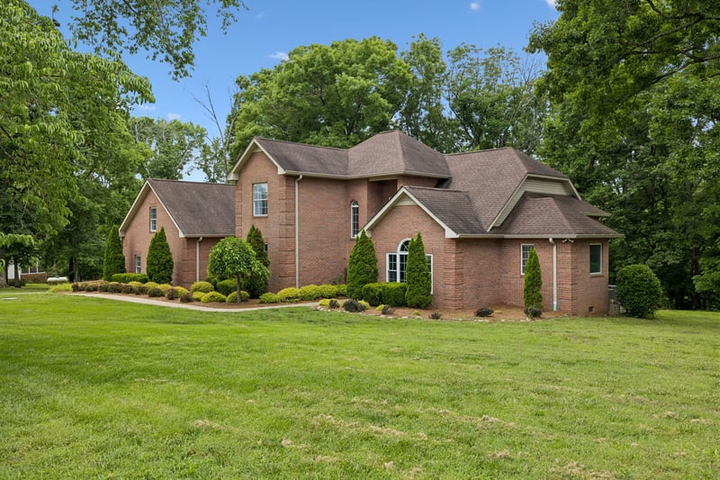 1171 S Wrights Ln, Gallatin, TN 37066